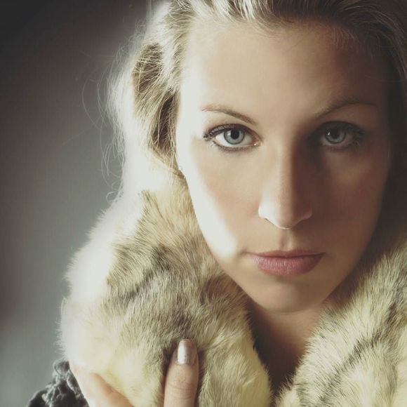 Meet your Posher, Kelley - Picture 1 of 1